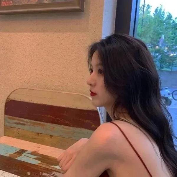 蓝精灵海报